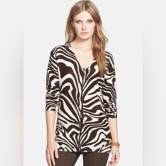 Michael Kors tan and brown marble print vneck light oversized knit top size XS - Picture 1 of 9